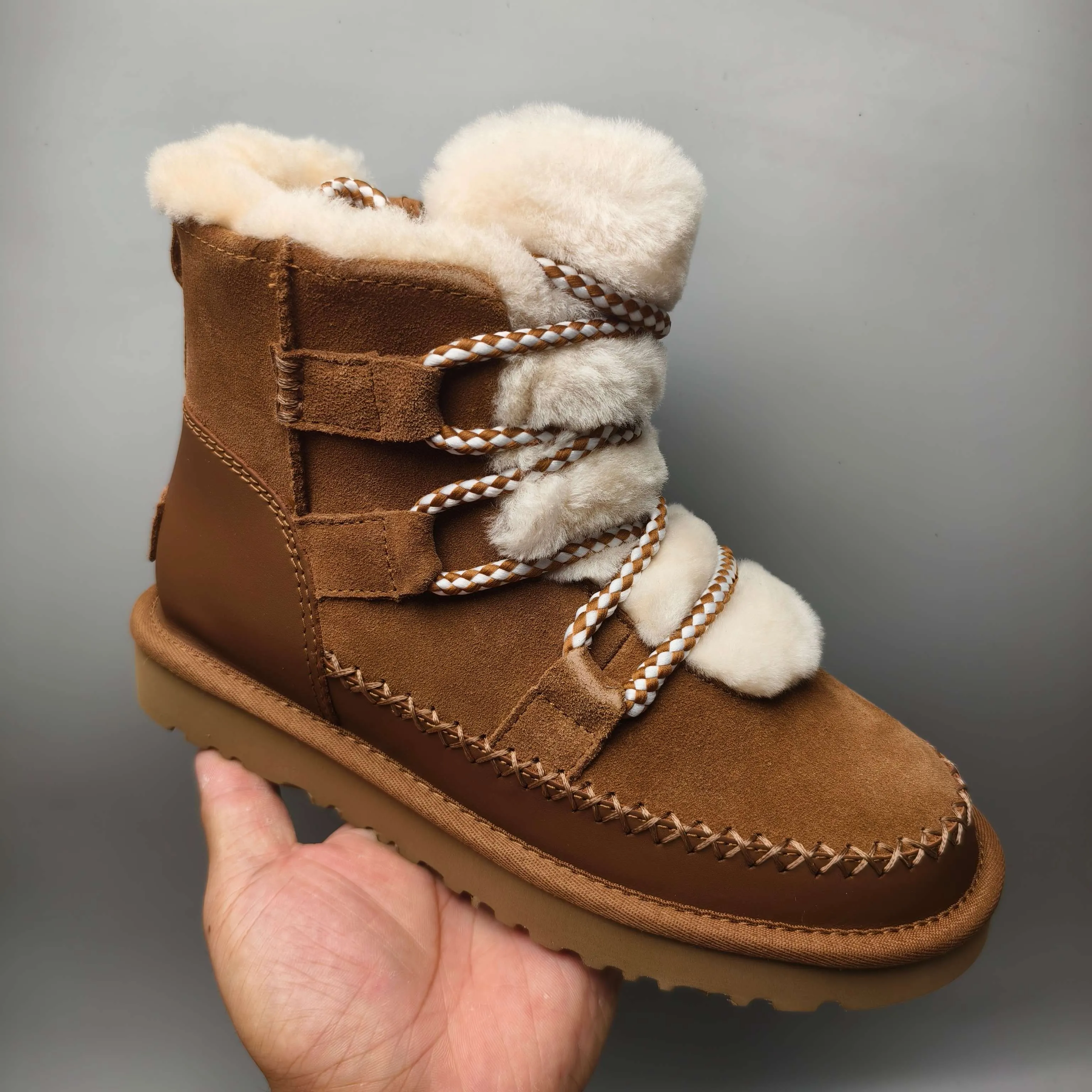 💰600 UGG sheepskin all-in-one snow boots 4574 lace-up side zipper casual shoes Color: Brown Maroon Matching size: 35-40